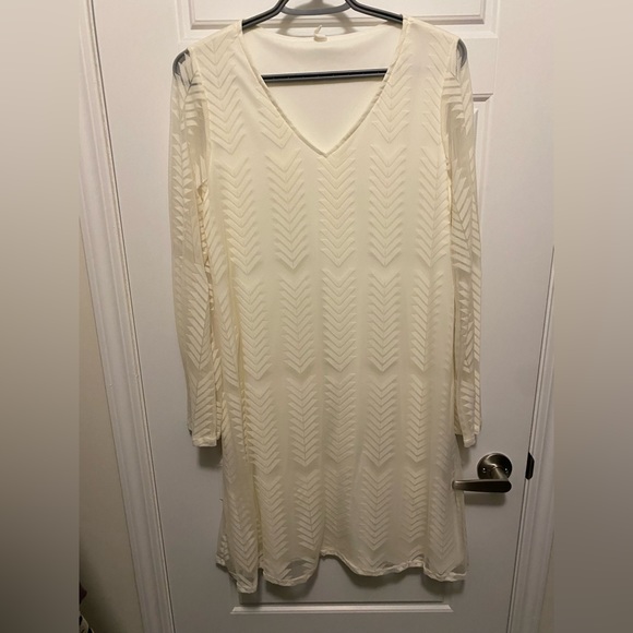 Pinkblush Maternity dress - Picture 2 of 7